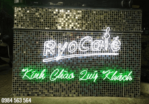 Bảng hiệu quảng cáo đèn ống Neon tại Tân Bình giá tốt nhất